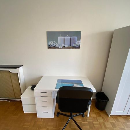 Chambre DELUXE  Le Mans Esterno foto