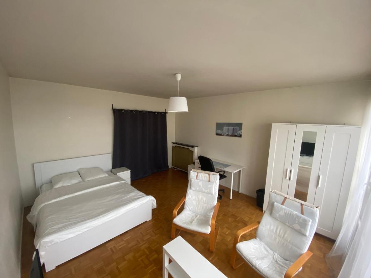 Chambre DELUXE  Le Mans Esterno foto